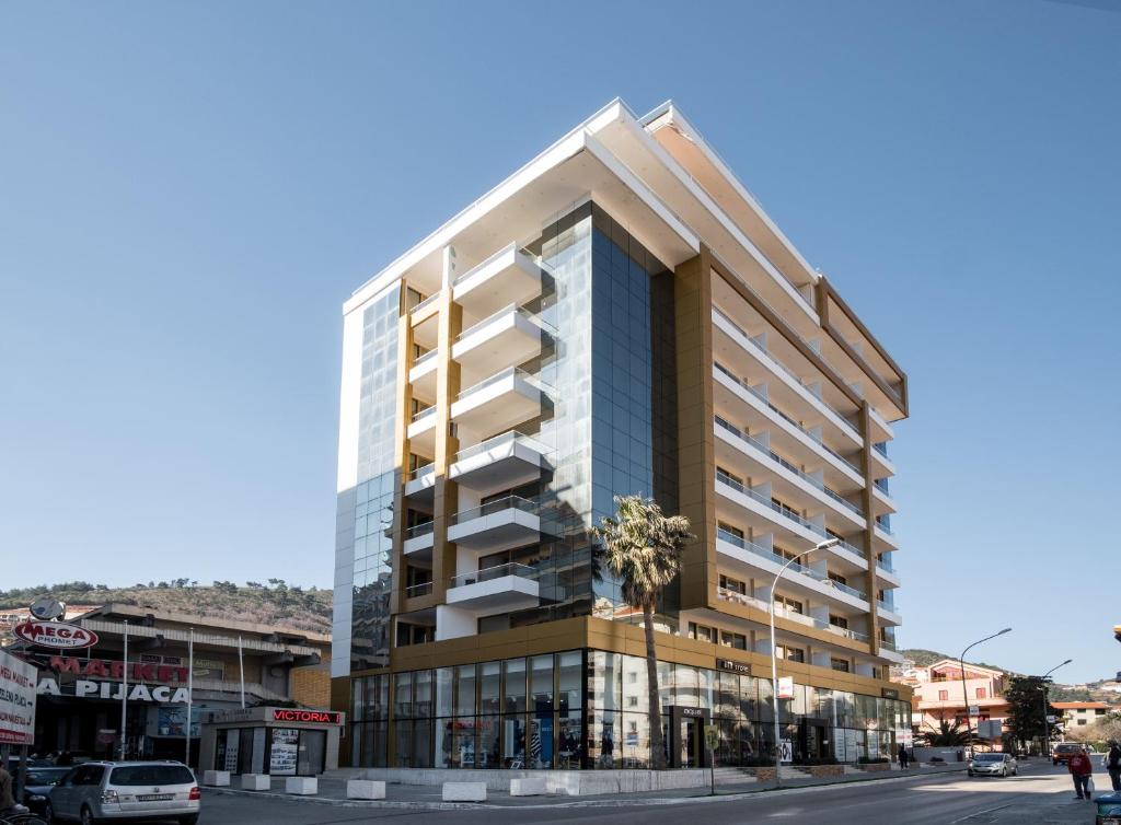victoria apartments 1